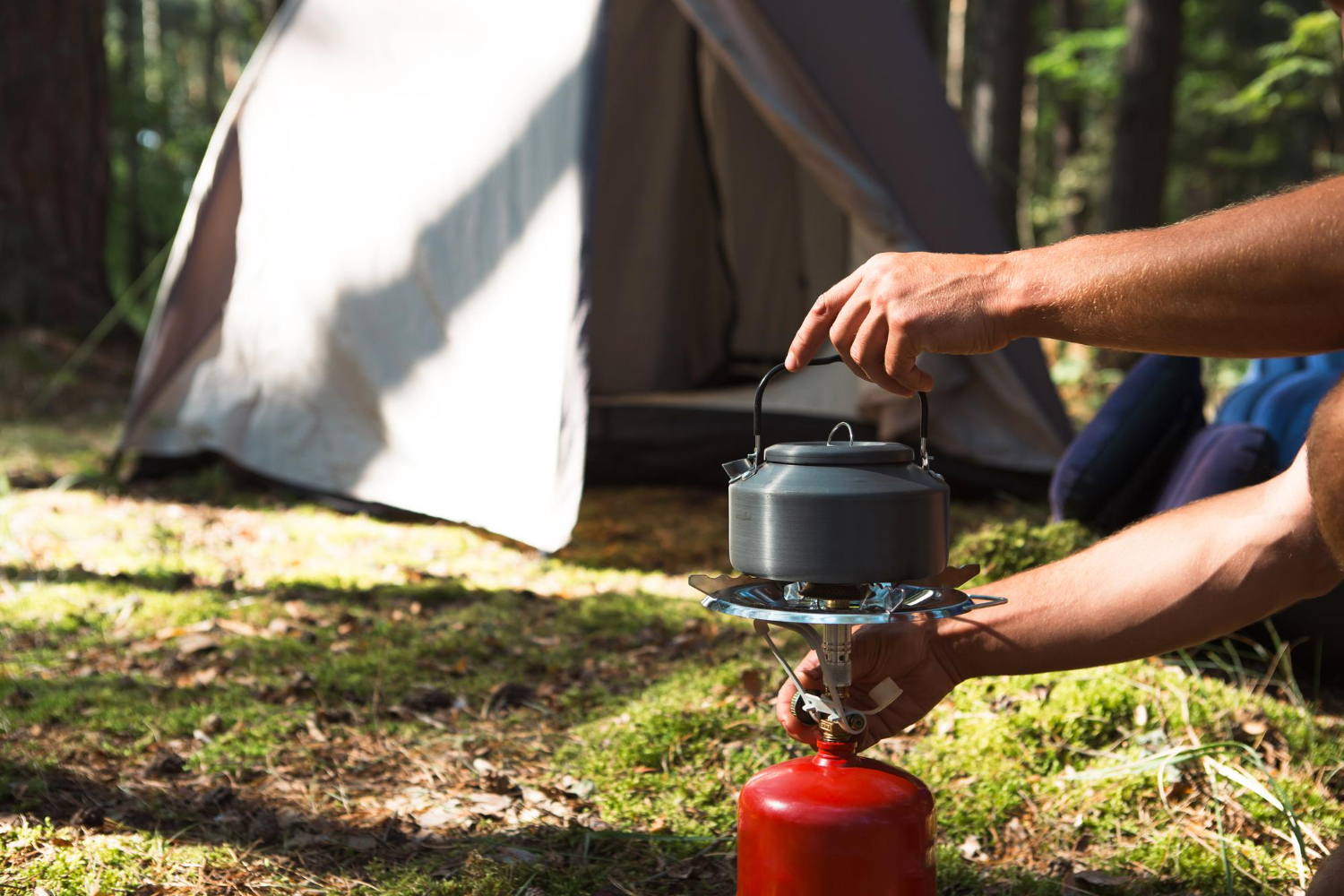 How to Attach a Propane Tank to a Camping Stove