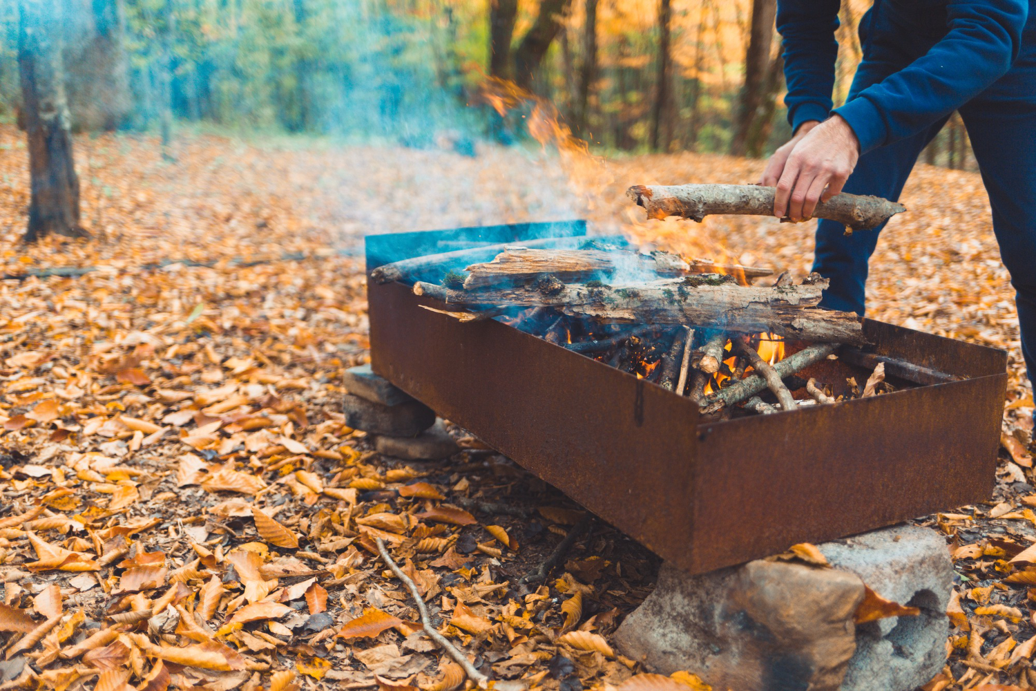 How to Make a DIY Box Oven for Camping