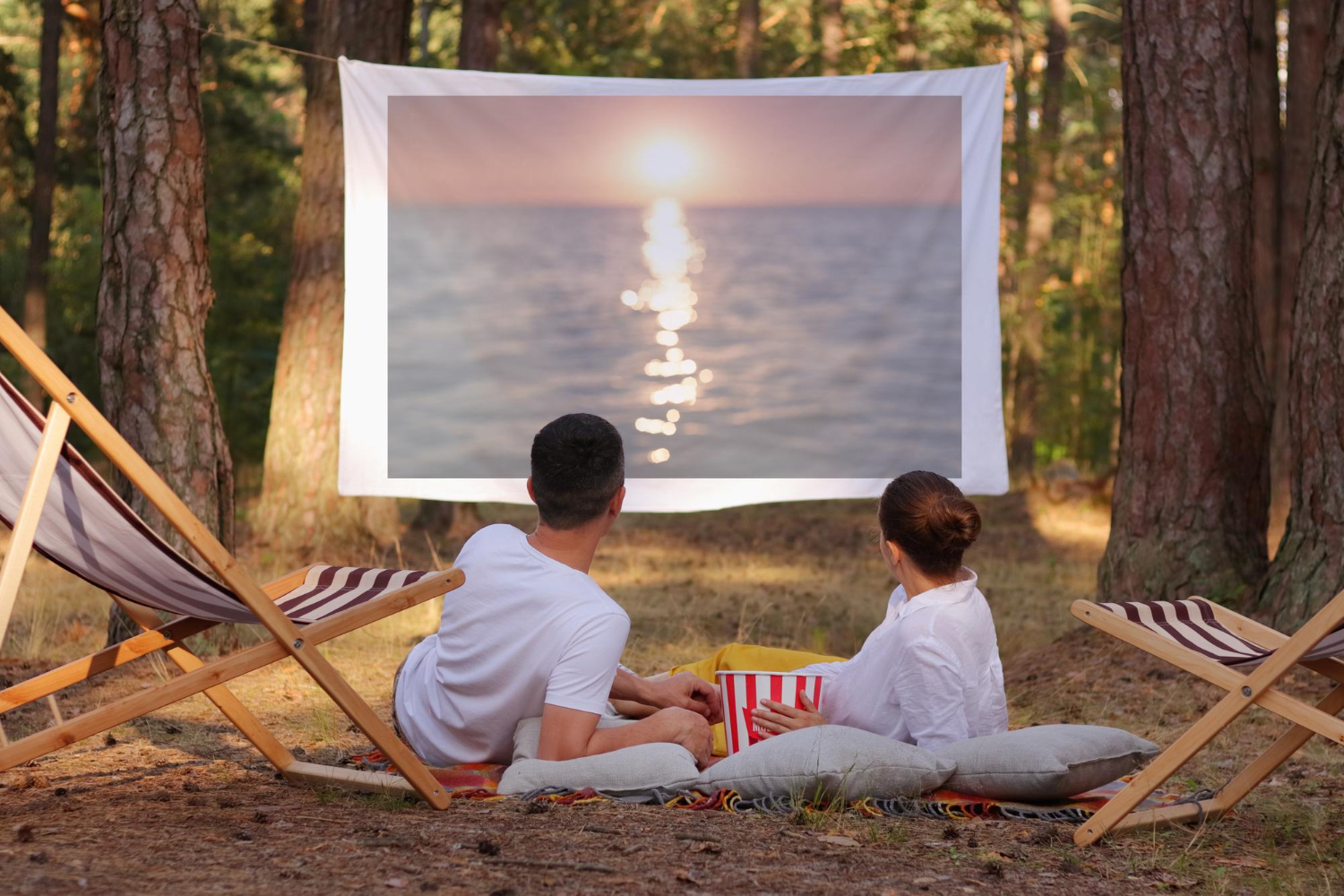 How to Watch Movies While Camping